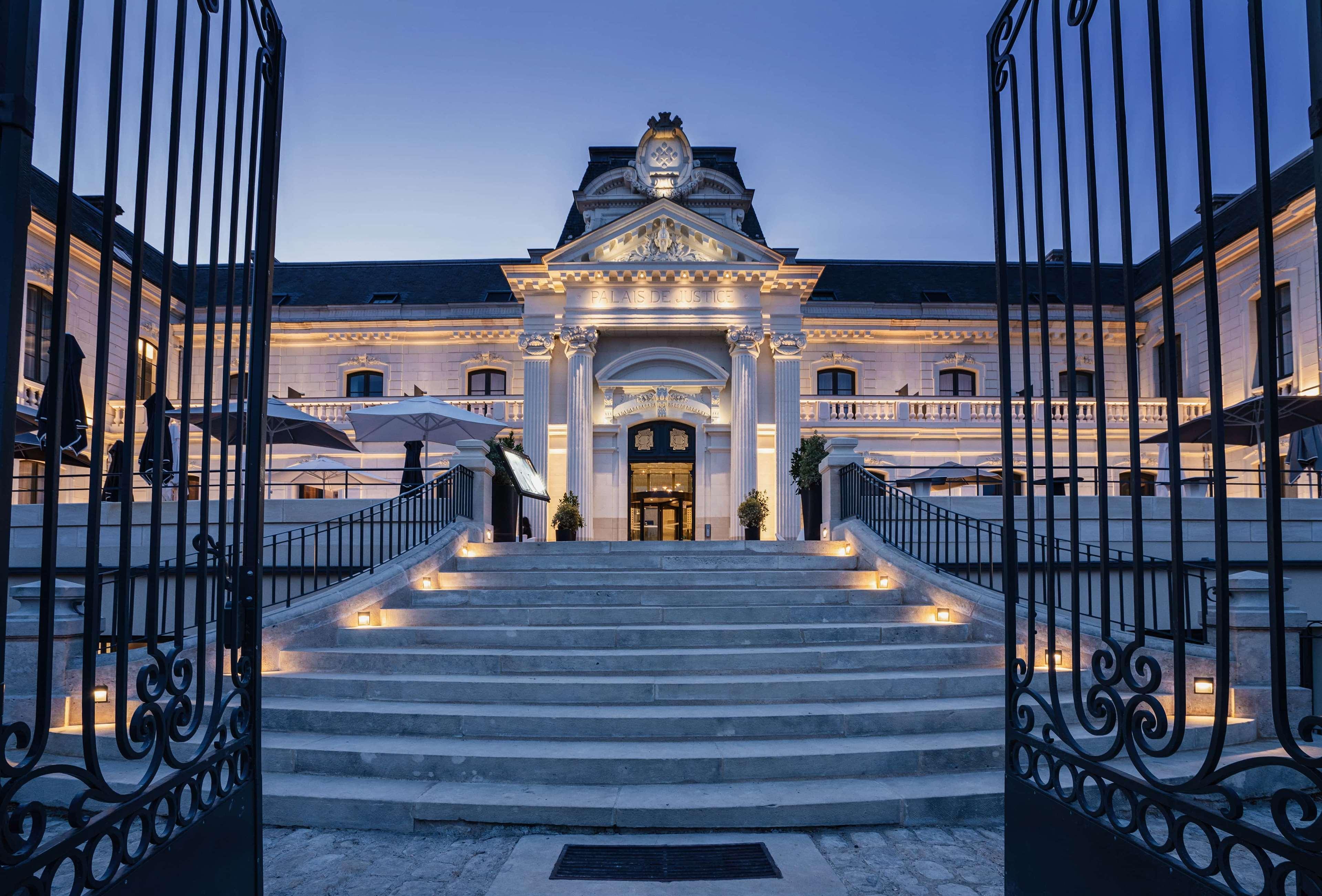 Best Western Premier Hotel De La Cite Royale Loches Esterno foto
